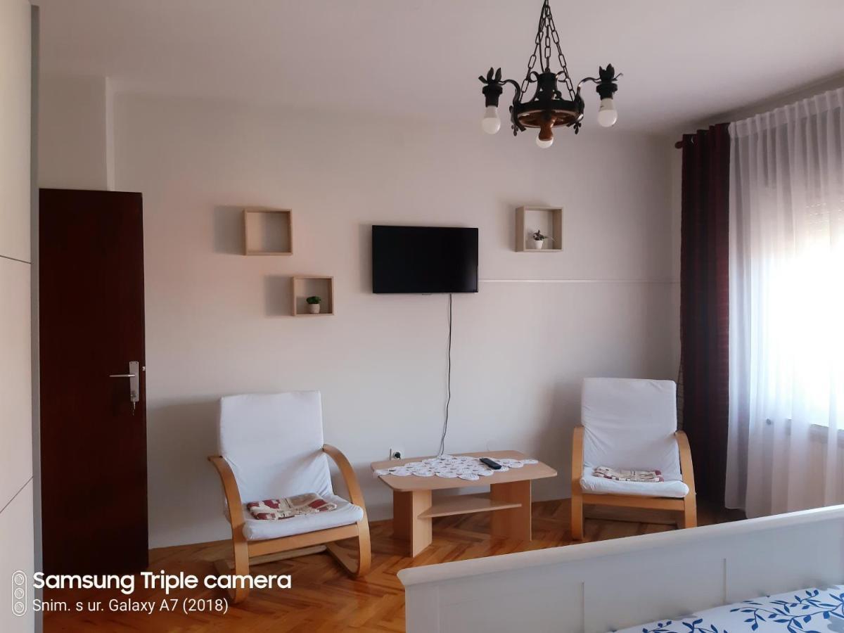 Rooms & Apartments Amelee Zagreb Exterior photo