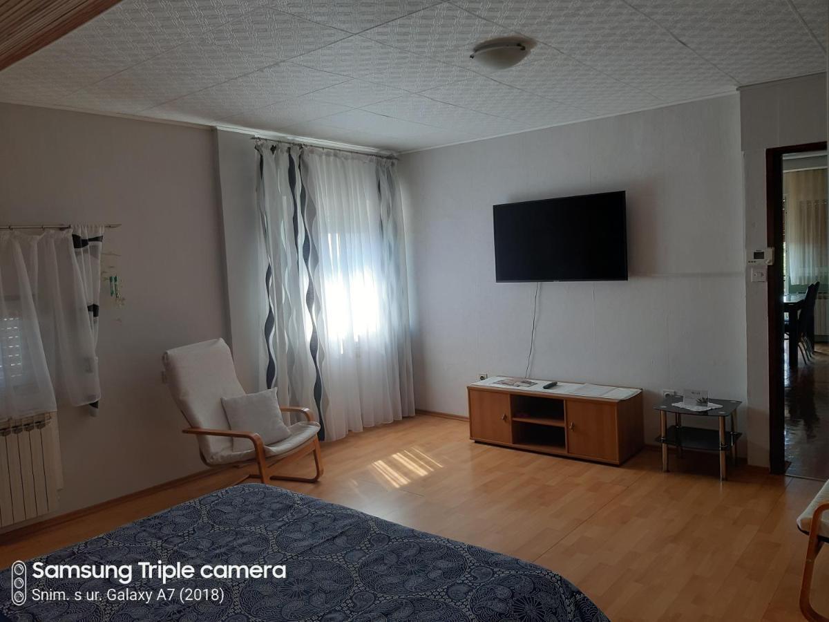 Rooms & Apartments Amelee Zagreb Exterior photo